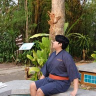โฮมพุเตยรีสอร์ท