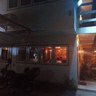 บรรยากาศ Eight Days A Week Homebar Eight Days A Week Homebar