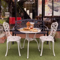 บรรยากาศ Benzol Cafe