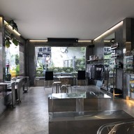 I R L • Bangsaen -