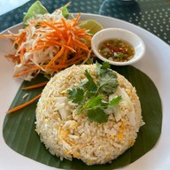 393 Cafe & Resto ถนน36