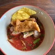 ก๋วยเตี๋ยวสามแยก