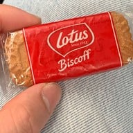 Her studio ร้อยเอ็ด