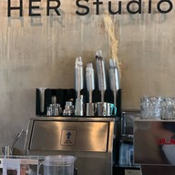 Her studio ร้อยเอ็ด