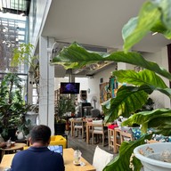 SomSak Cafe