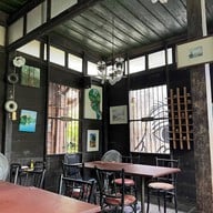 ระเบียงริมน้ำ เพชรบุรี