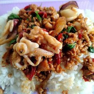 เฮงเฮงเฮงเตี๋ยวโฟยำ สามแยกกระทุ่มแบน ทางไปมหาชัย