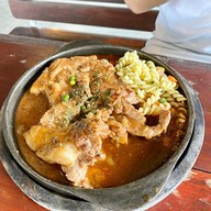 เมนูของร้าน สเต็กกระทะร้อนบ้านเกาะ สุรนารีวิลล์ นครราชสีมา