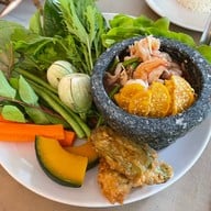 เมนูของร้าน ฤาสภัตร by Nina’s