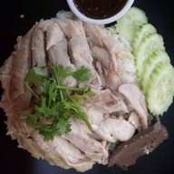 ข้าวมันไก่พอเพียงขวัญ  ท่าล้อ-แสงดาว ท่าล้อ-แสงดาว