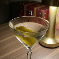 Siamese Cocktail & Gallery -