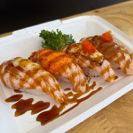 Super salmon take away อ่าวอุดม