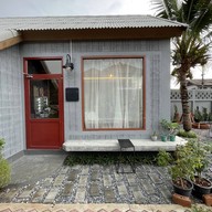 Flip n' Flow Home Cafe and Bakehouse