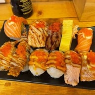 ข้าวปั้น ซูชิเฮ้าส์ (หน้าศาล) ข้าวปั้น ซูชิเฮ้าส์ (หน้าศาล)