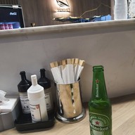 เวียงเวียต เฝอบาร์  ตลาดโอโซนวัน ตลาดโอโซนวัน