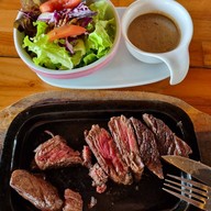 Arno's สระบุรี