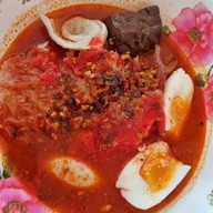 เพชรเลิศ เย็นตาโฟหมึกยัดไส้ สาขาบ้านสวนซอย9