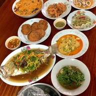 กบสุวนันท์ซีฟู๊ดอาหารทะเล