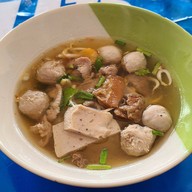 พรก๋วยเตี๋ยวกุดชุม