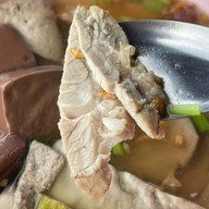 ต้มเลือดหมูโคตรอร่อย สาขาเดียวในอยุธยา สูตรเยาวราชแท้ตำนานกว่า40ปี