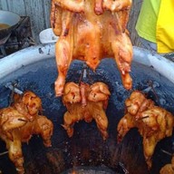 เมนูของร้าน ลมโชยปลาเผา