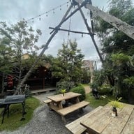 Yellow Stone Bar & Grill