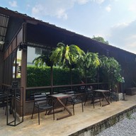 The 33 Backyard x Mukdahan The 33 Backyard x Mukdahan