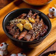 ยำนัวส์ วาบิซาบิ หัวหิน