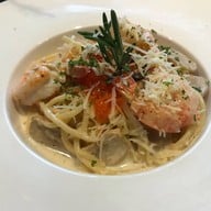 Yellow Stone Bar & Grill