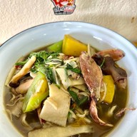”ส้มตำ ก้ามปู” -