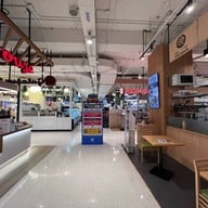The Mall Thapra