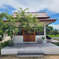 ข้าง-มอ คาเฟ่