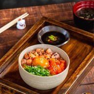 ยำนัวส์ วาบิซาบิ หัวหิน