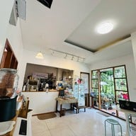 บ้านมีสวน คาเฟ่ บ้านมีสวน