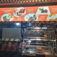 เมนู ขาหมูกรอบ บายเชฟเดย์ โลตัส รังสิต