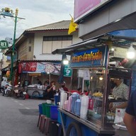 หน้าร้าน กระเพาะปลาปรุงสด