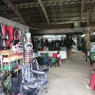 บรรยากาศ ตลาดริมเมย