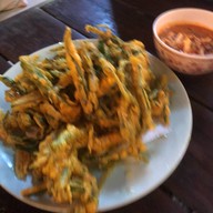 Lanlom Sriracha ศรีราชา