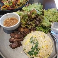 โรสตี้ บาย ไร่รื่นรมย์ BKK Asoke (Baan Kampoo)