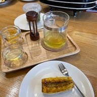 Lyn’s The Shanghai Cafe'