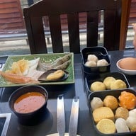 บู๊ลิ้มหม้อไฟ Wu Lin Hot Pot 武林火锅