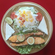 สเต๊ก สอาดยิม ลาดหญ้า