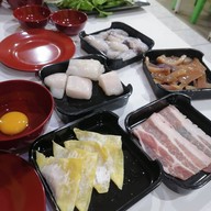 อาโยโย่ สุกี้-ชาบู