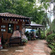 ภักดี ฟาร์ม