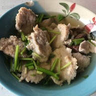 ต้มเลือดหมูลุงนวย