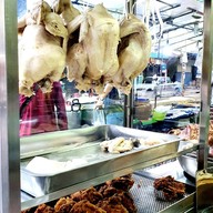 เม้งข้าวมันไก่ สาขาเจริญรัถ