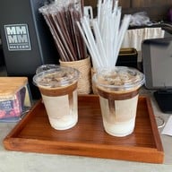 เฌอ บาร์ คาเฟ่ เฌอ บาร์ คาเฟ่