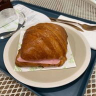 เมนูของร้าน Comfee Phuket