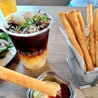 ธาม Thyme Cafe & Restaurant นวมินทร์ 90