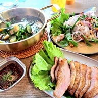 ธาม Thyme Cafe & Restaurant นวมินทร์ 90